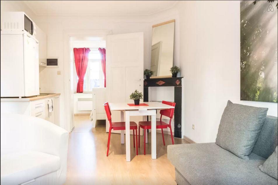 Cool Central Apartment Brussels Exterior photo